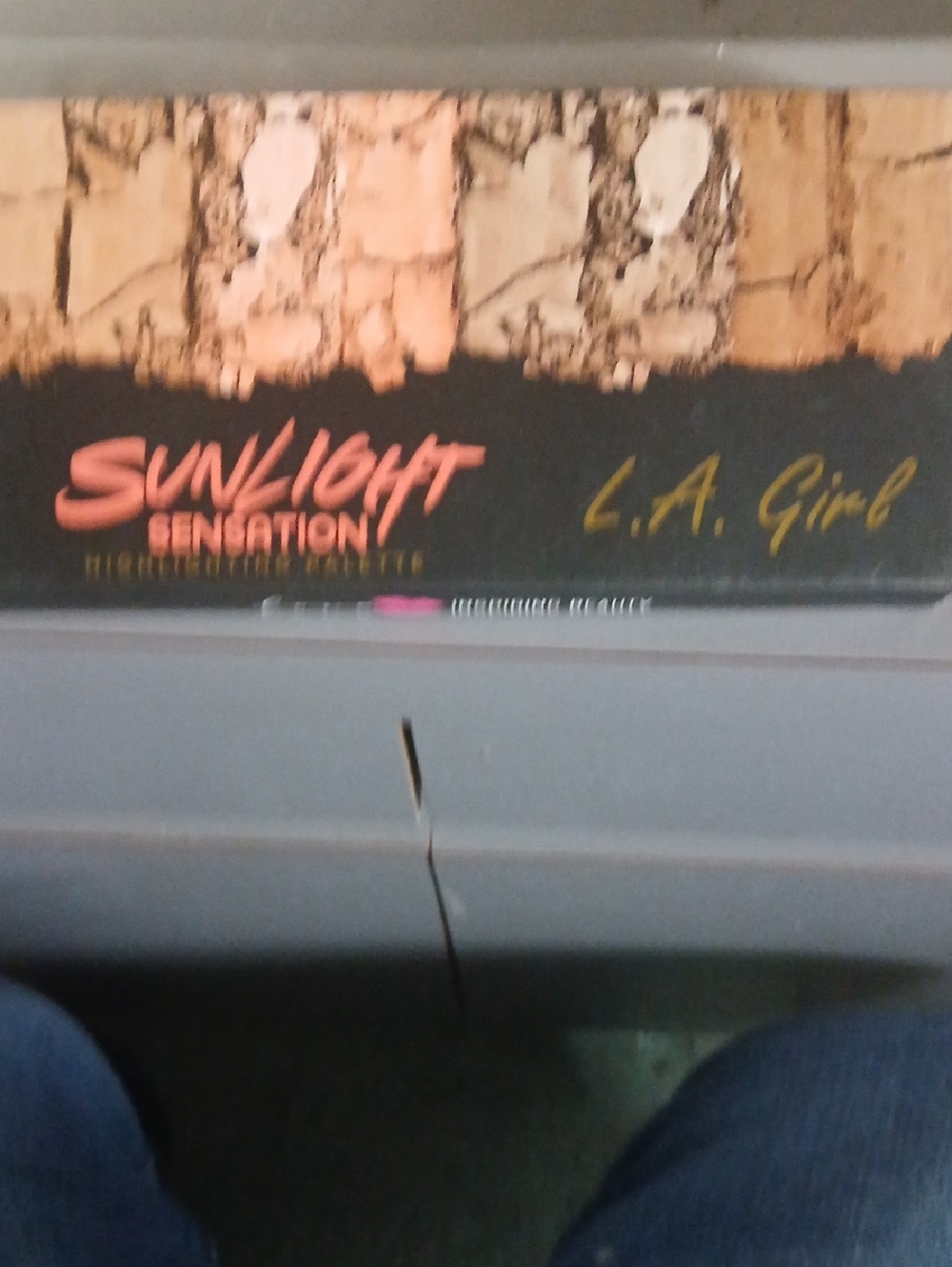 L.A. Girl Sunlight Sensation Eyeshadow Palette - Black & Gold Packaging